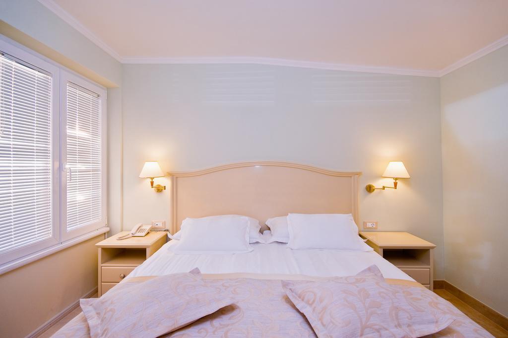 Hotel Sunceva Postelja เบรลา ภายนอก รูปภาพ