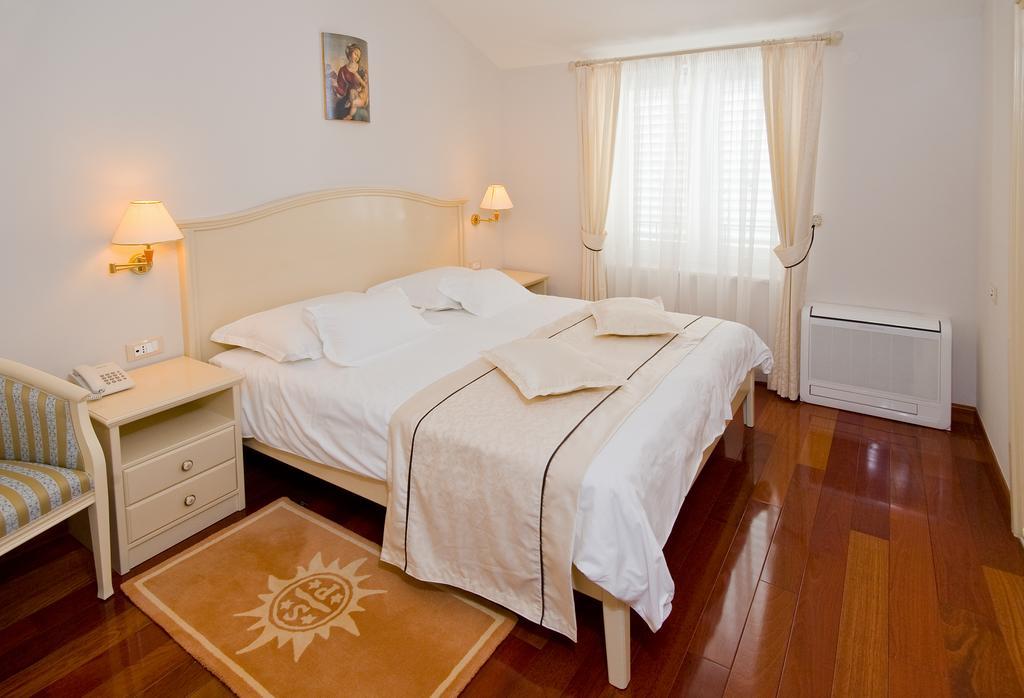 Hotel Sunceva Postelja เบรลา ภายนอก รูปภาพ