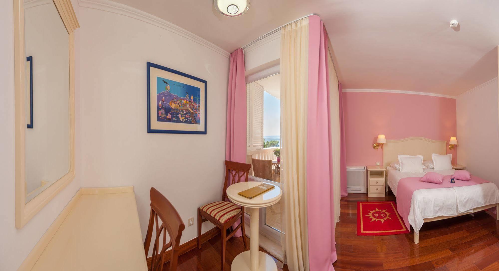 Hotel Sunceva Postelja เบรลา ภายนอก รูปภาพ