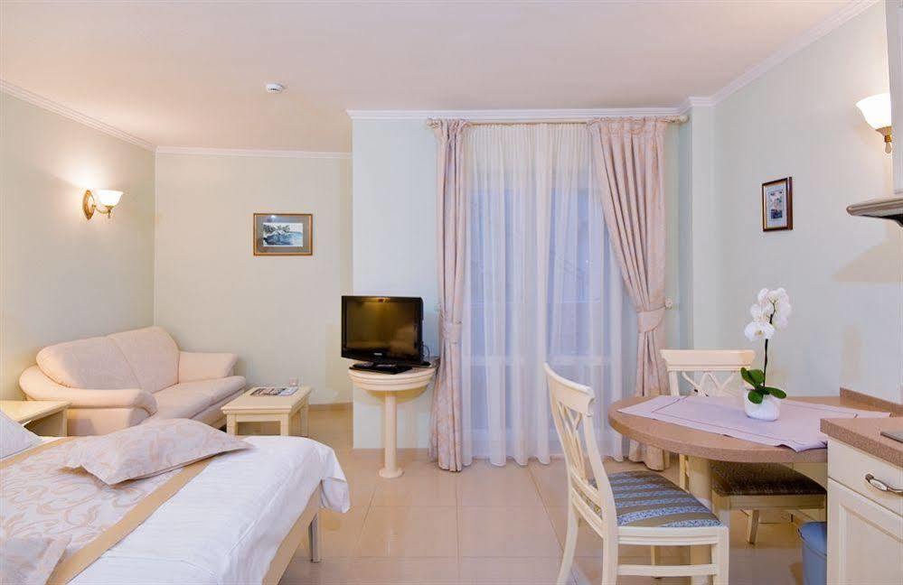Hotel Sunceva Postelja เบรลา ภายนอก รูปภาพ